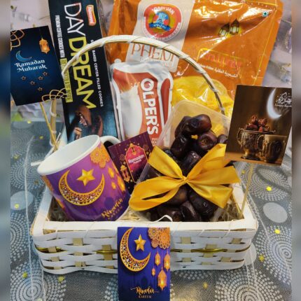 Eid and 14 August gift basket for her with personalized items, chocolates, and patriotic accessories – festive hamper for women
