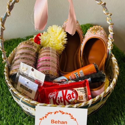 Eid and 14 August gift basket for her with personalized items, chocolates, and patriotic accessories – festive hamper for women